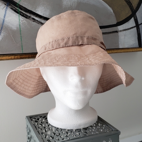 Helen Kaminski | Bucket Hat - Picture 2 of 13